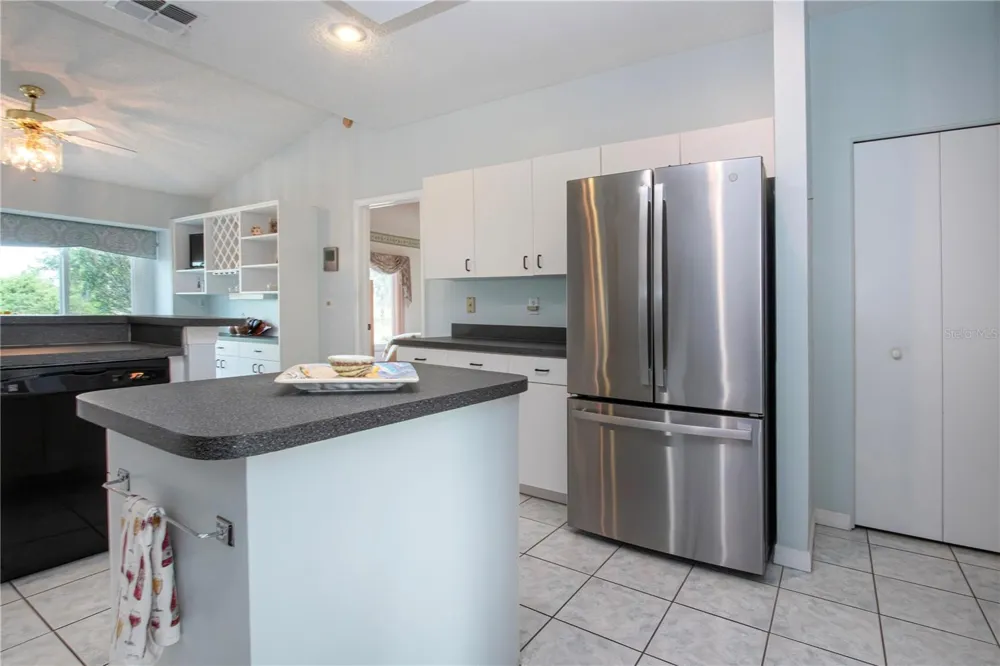 2042 PRESTANCIA LANE Sun City Center, FL 33573