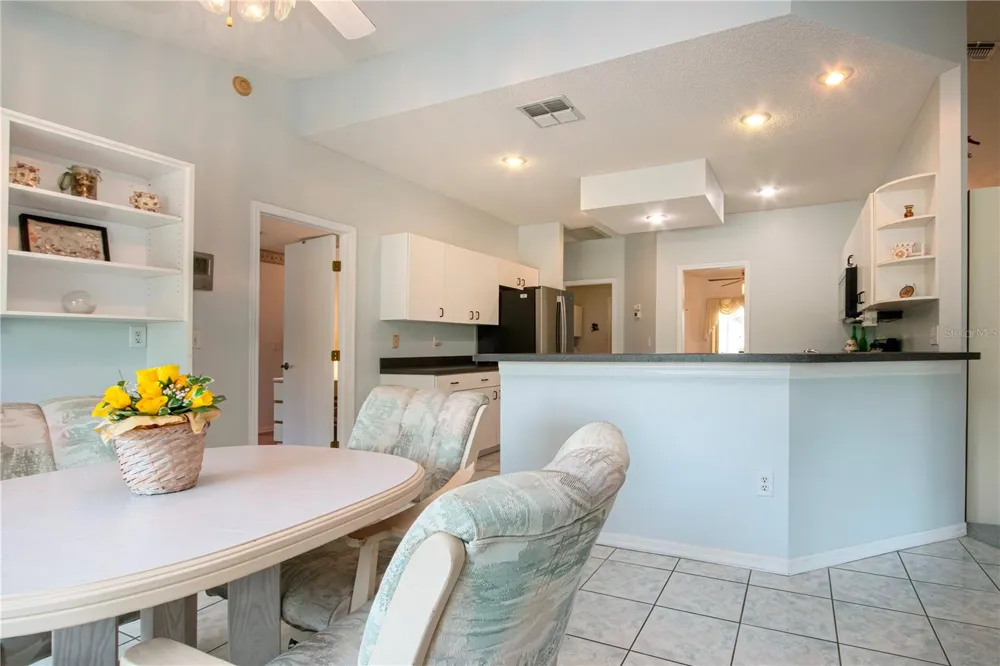 2042 PRESTANCIA LANE Sun City Center, FL 33573