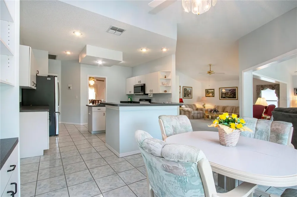 2042 PRESTANCIA LANE Sun City Center, FL 33573