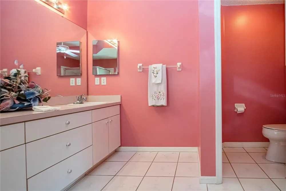 2042 PRESTANCIA LANE Sun City Center, FL 33573
