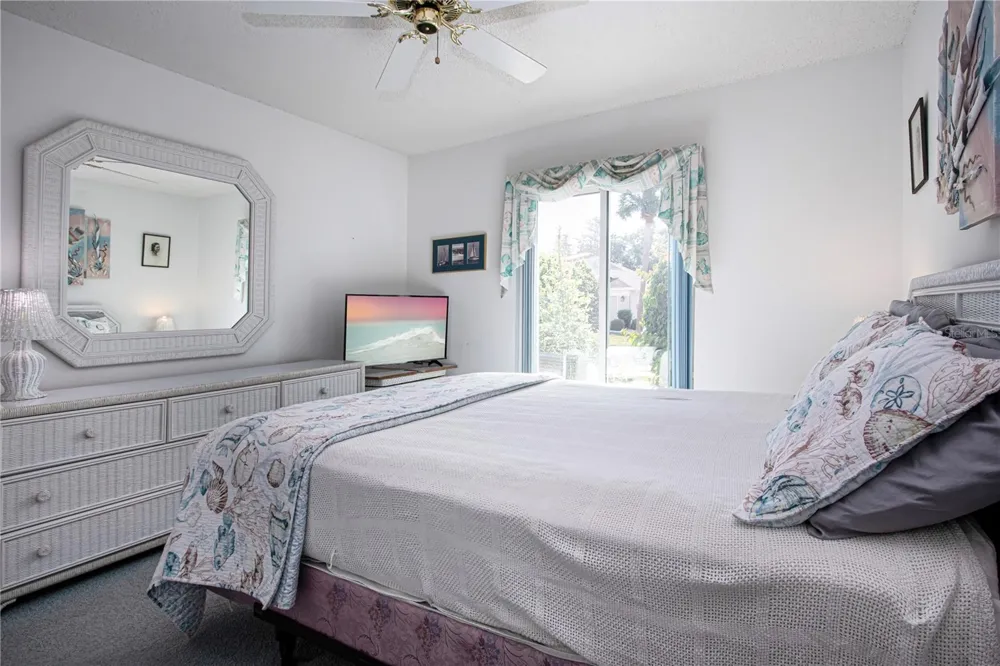 2042 PRESTANCIA LANE Sun City Center, FL 33573