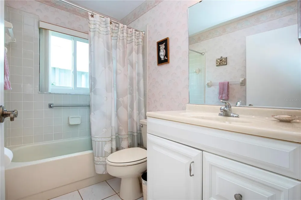 2042 PRESTANCIA LANE Sun City Center, FL 33573