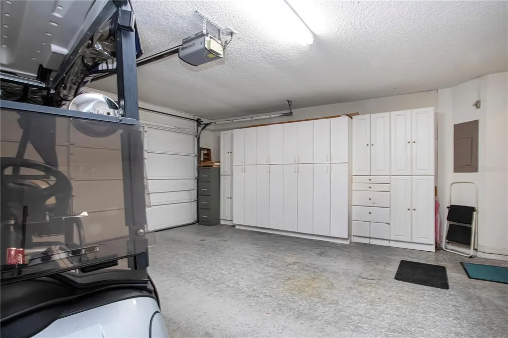 2042 PRESTANCIA LANE Sun City Center, FL 33573