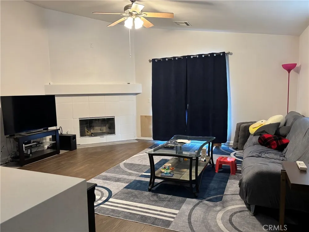 10940 Santa Cruz Desert Hot Springs, CA 92240
