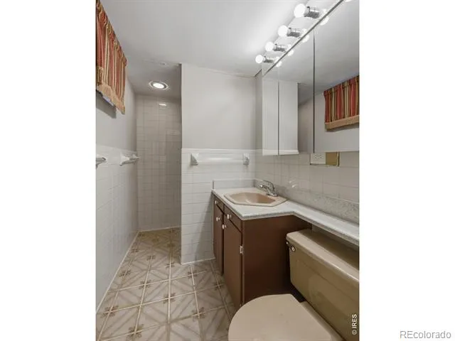 13405 W 21st Place Golden, CO 80401