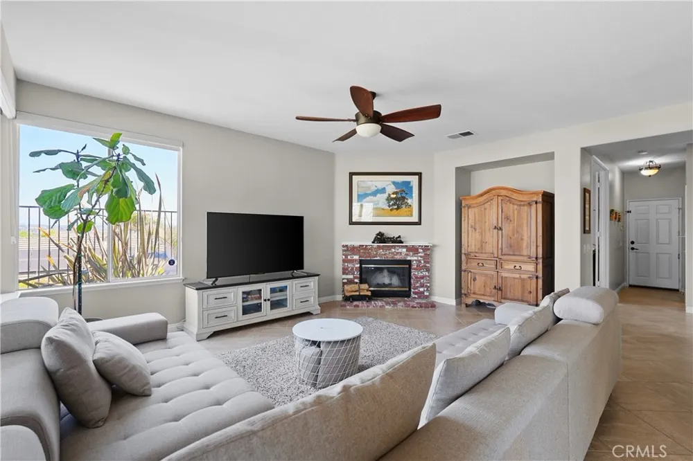 44801 Shale Temecula, CA 92592