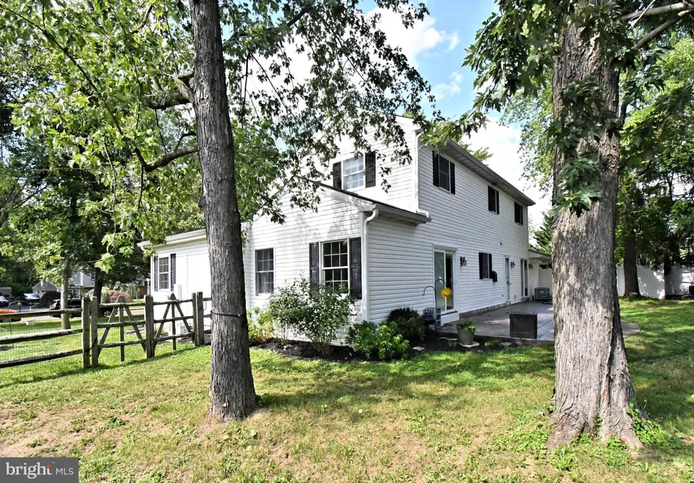 691 PENNFIELD DRIVE Hatfield, PA 19440