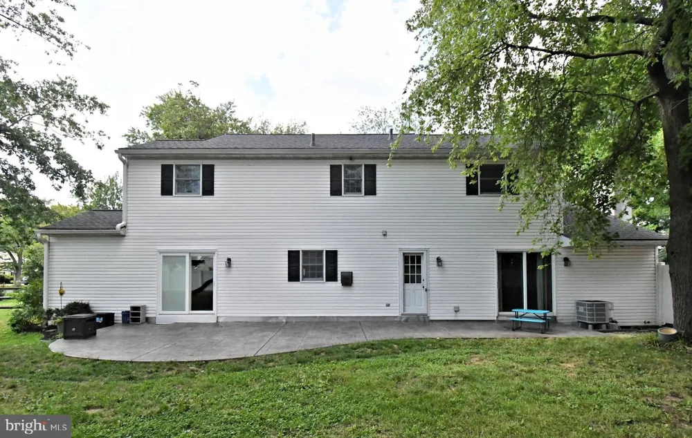 691 PENNFIELD DRIVE Hatfield, PA 19440