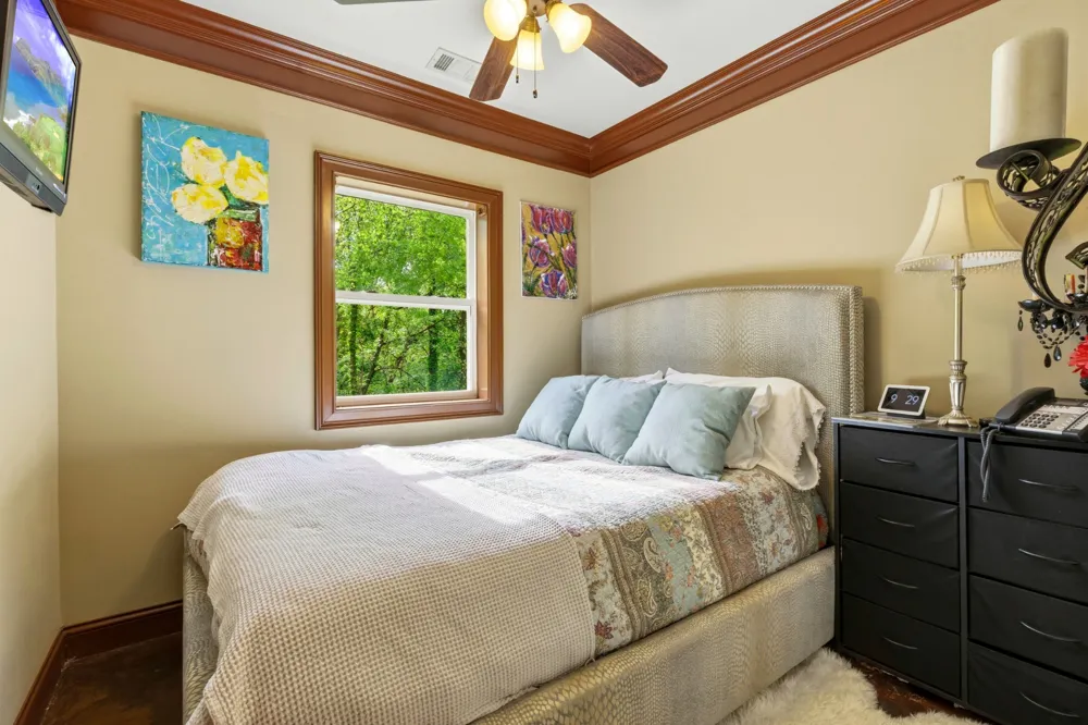 2870 Leonard Creek Ln Arrington, TN 37014