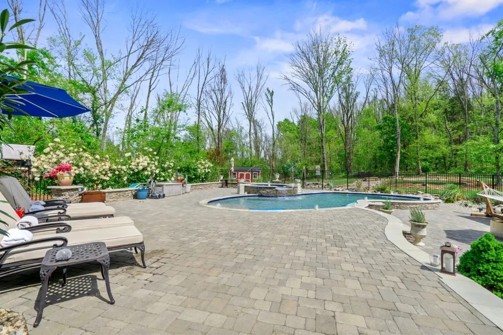 2870 Leonard Creek Ln Arrington, TN 37014