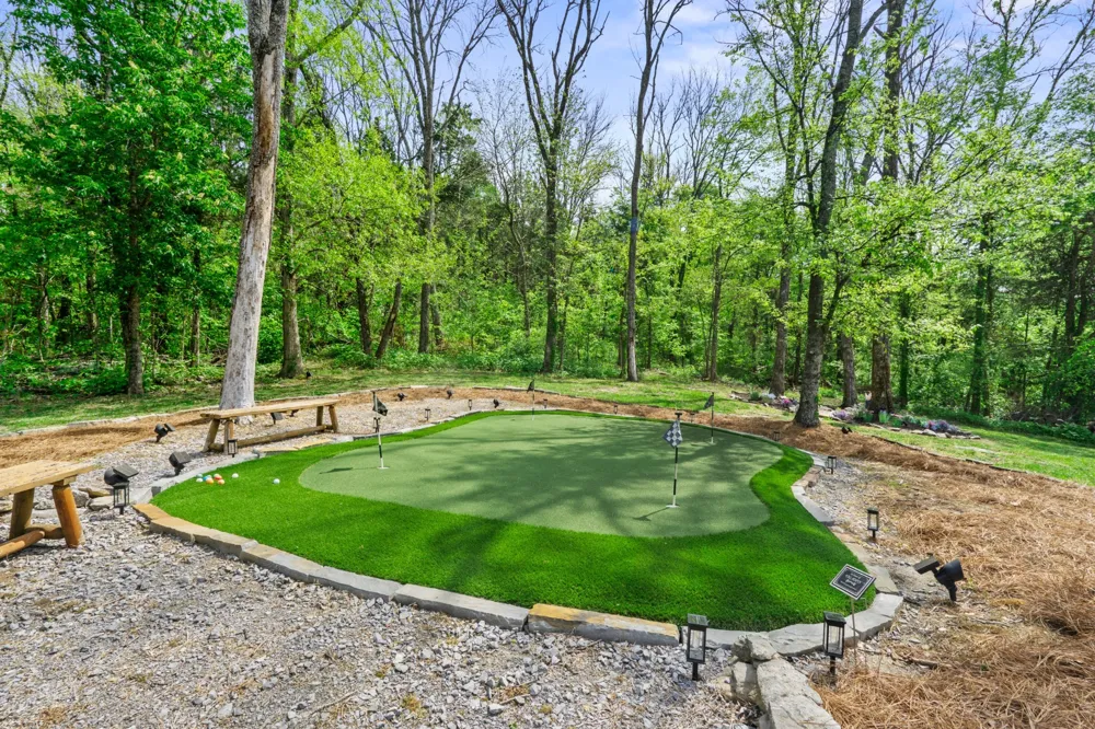 2870 Leonard Creek Ln Arrington, TN 37014