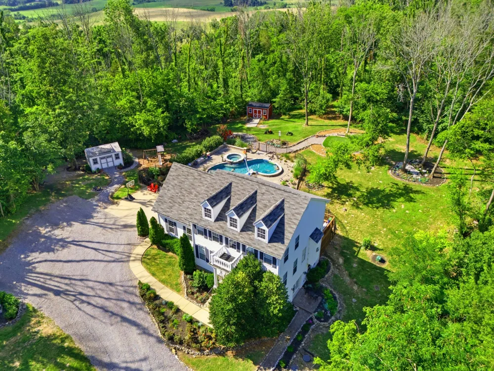 2870 Leonard Creek Ln Arrington, TN 37014