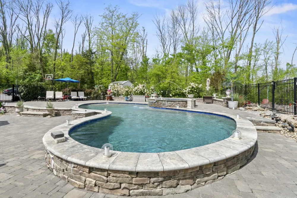 2870 Leonard Creek Ln Arrington, TN 37014