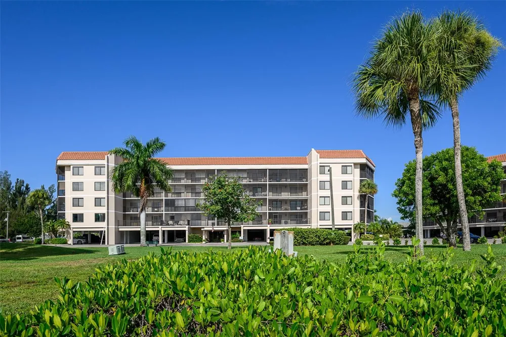 25188 MARION AVENUE #E104 Punta Gorda, FL 33950