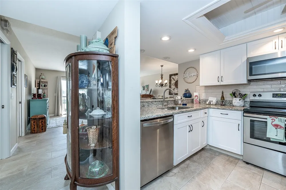 25188 MARION AVENUE #E104 Punta Gorda, FL 33950