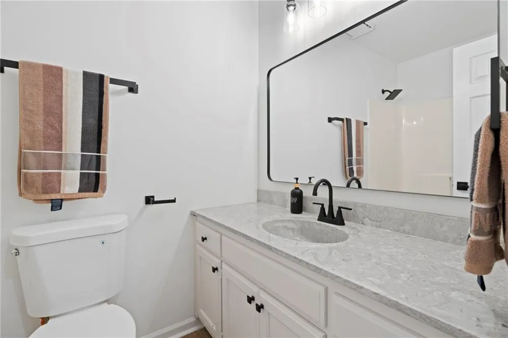 5323 Moon Road Powder Springs, GA 30127