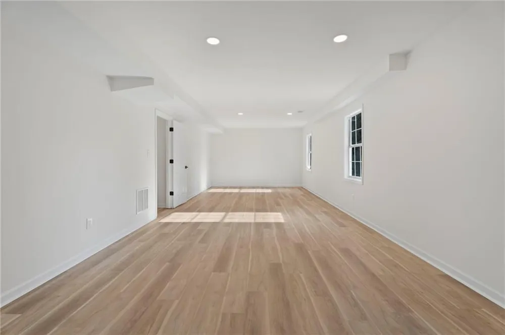 5323 Moon Road Powder Springs, GA 30127
