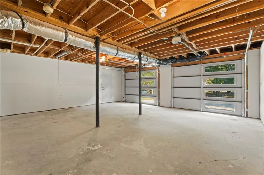 5323 Moon Road Powder Springs, GA 30127