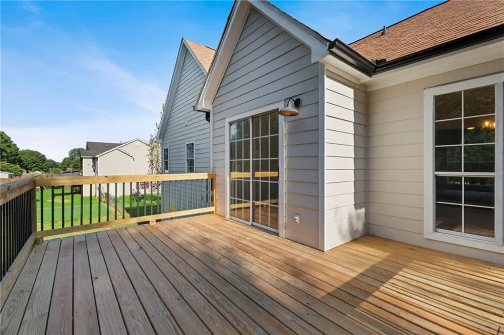 5323 Moon Road Powder Springs, GA 30127