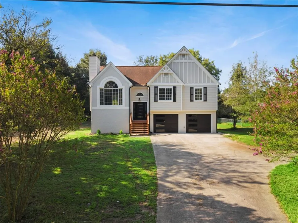5323 Moon Road Powder Springs, GA 30127