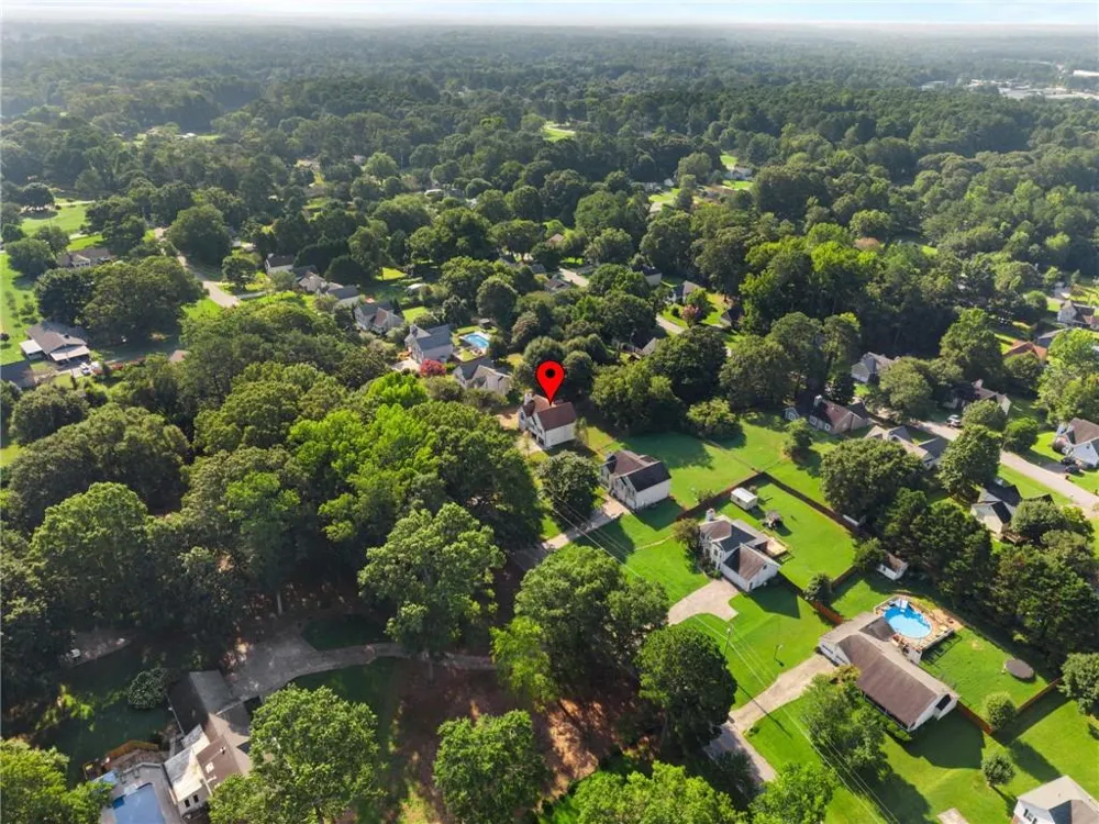 5323 Moon Road Powder Springs, GA 30127