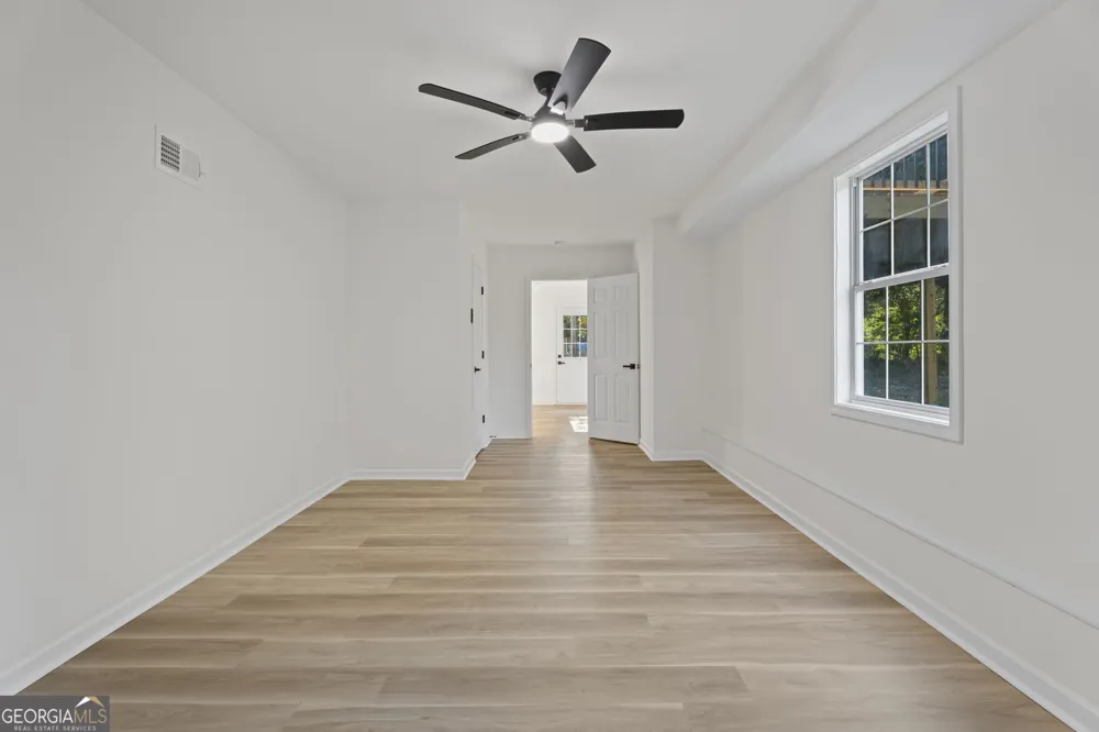 5323 Moon RD Powder Springs, GA 30127