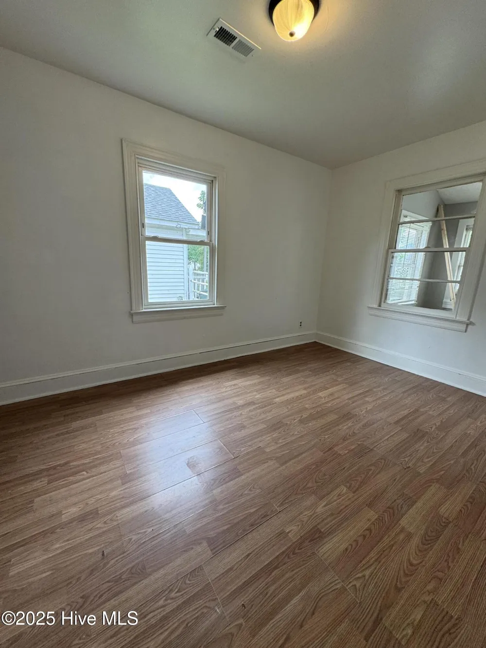 1217 Fleming Street Greenville, NC 27834