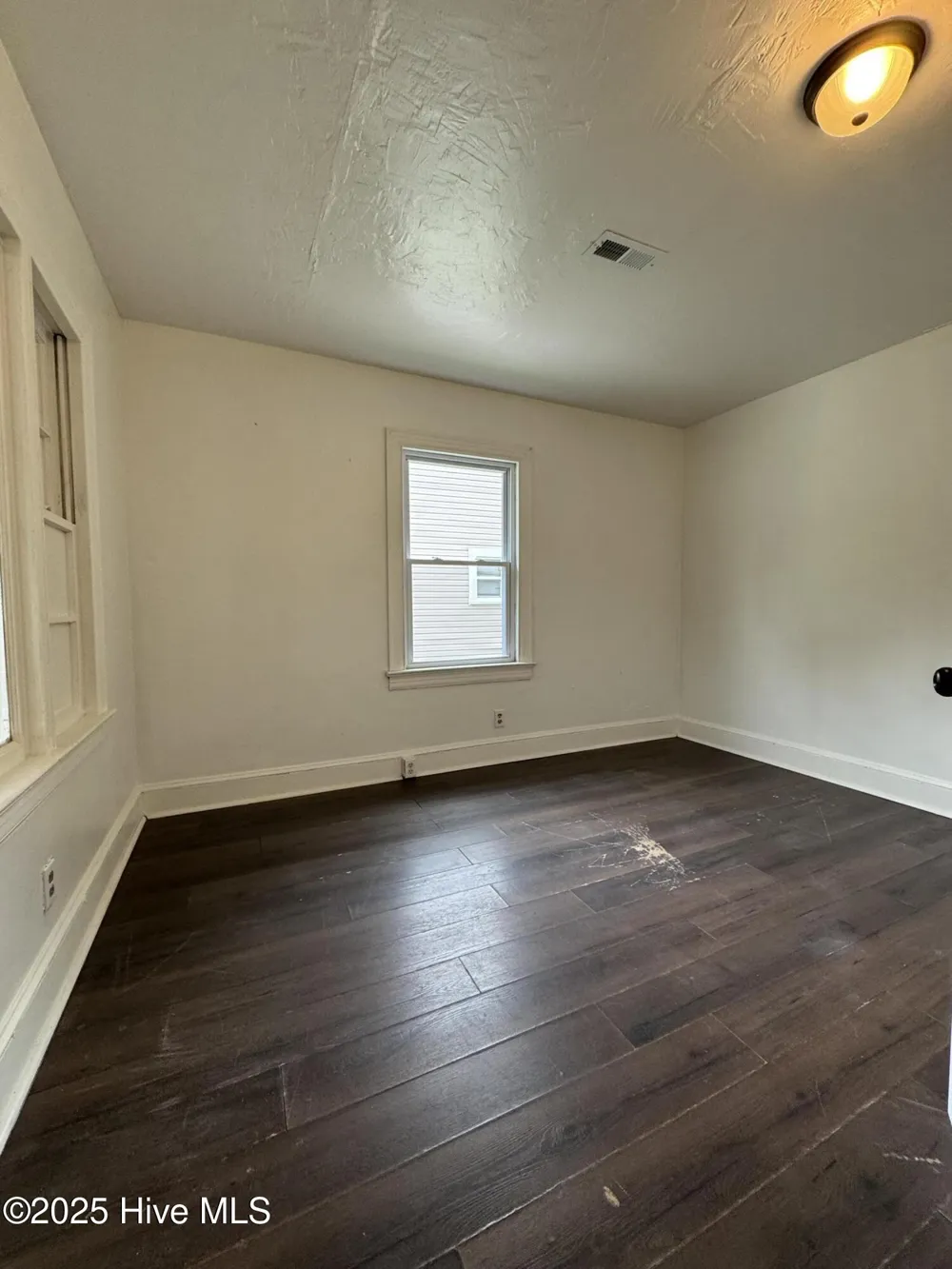 1217 Fleming Street Greenville, NC 27834