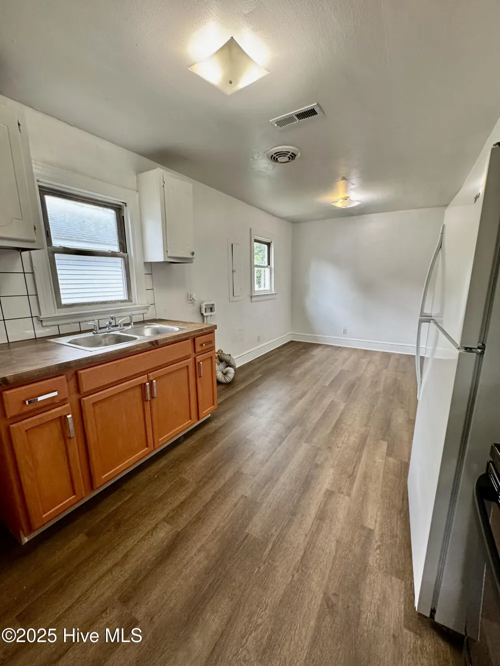 1217 Fleming Street Greenville, NC 27834