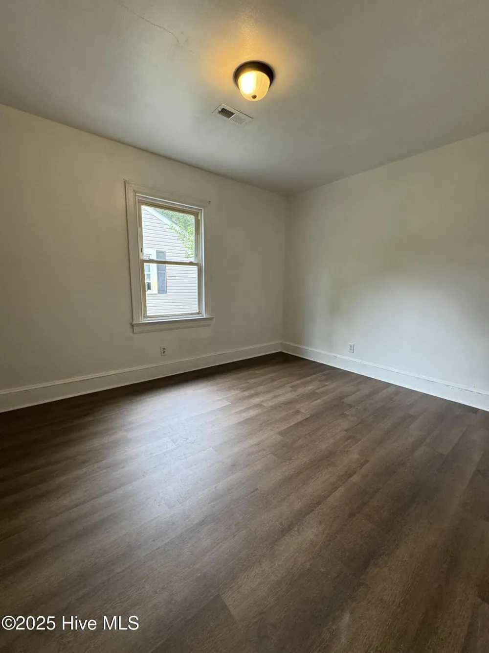 1217 Fleming Street Greenville, NC 27834
