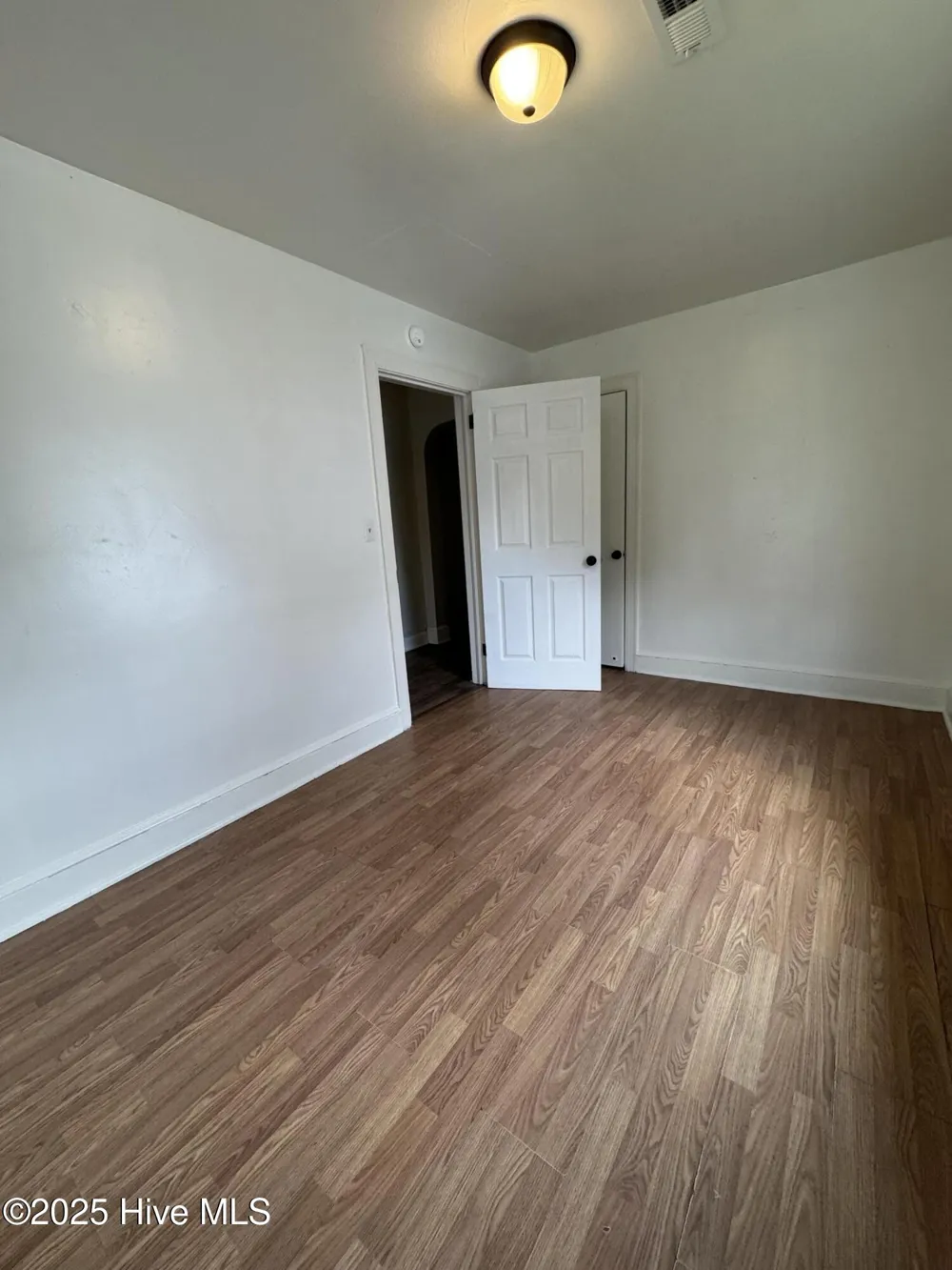 1217 Fleming Street Greenville, NC 27834