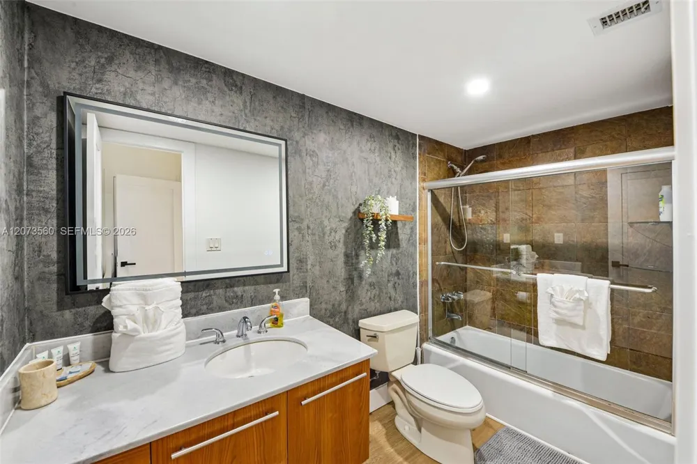 19370 Collins Ave #1120 Sunny Isles Beach, FL 33160