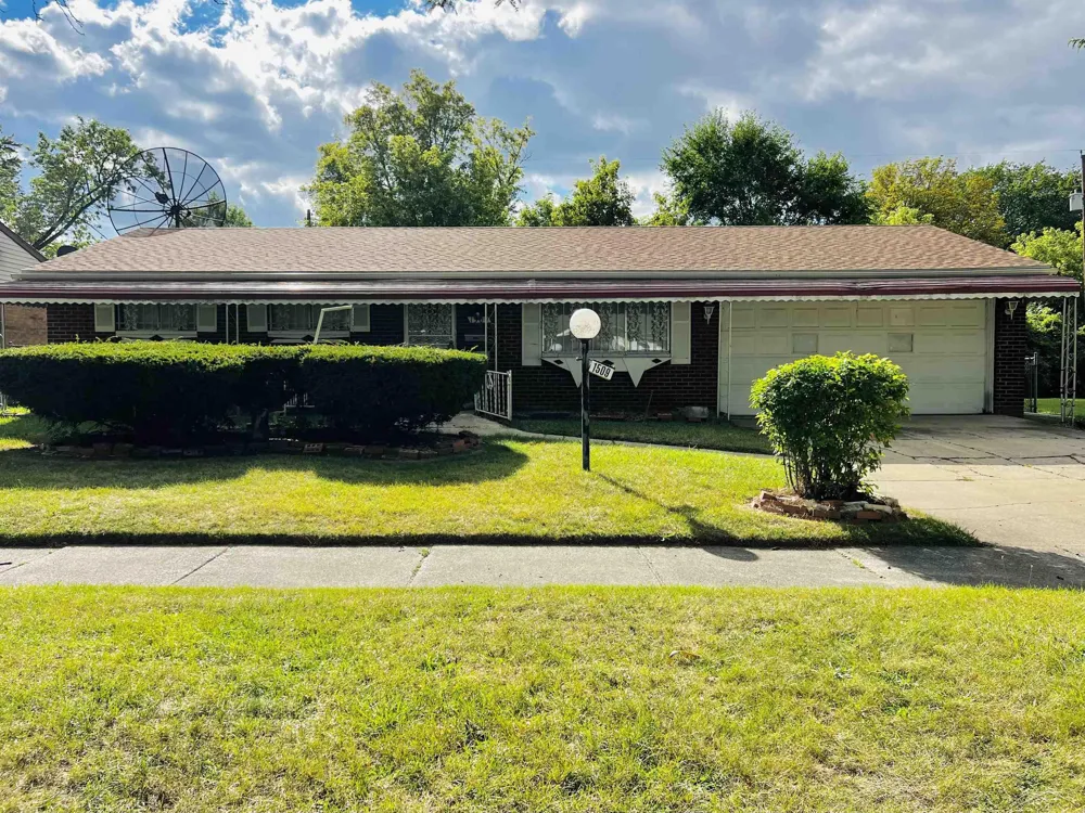 1509 Dillon Street Saginaw City, MI 48601