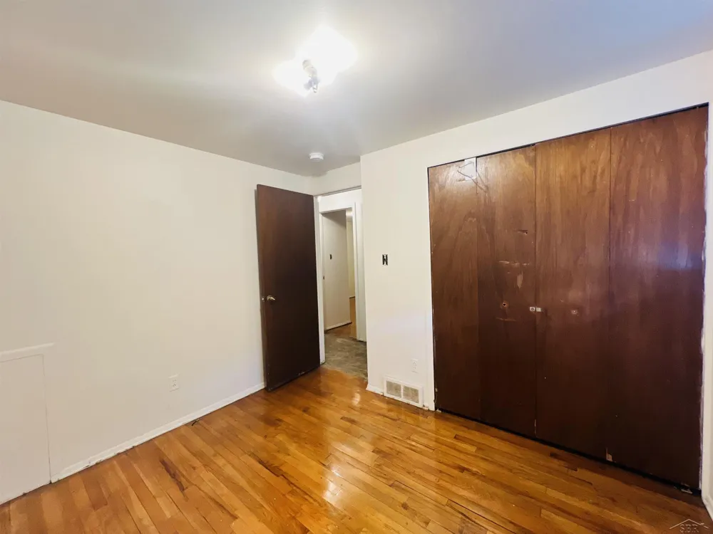 1509 Dillon Street Saginaw City, MI 48601