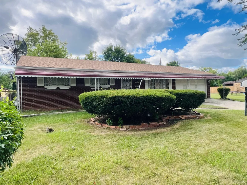1509 Dillon Street Saginaw City, MI 48601