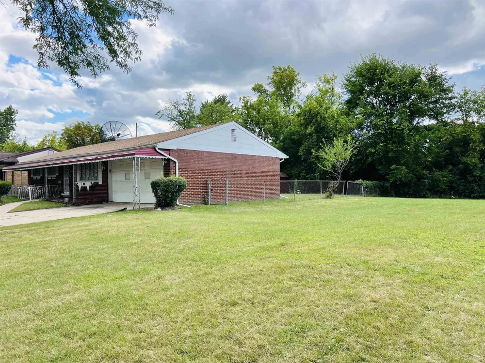1509 Dillon Street Saginaw City, MI 48601