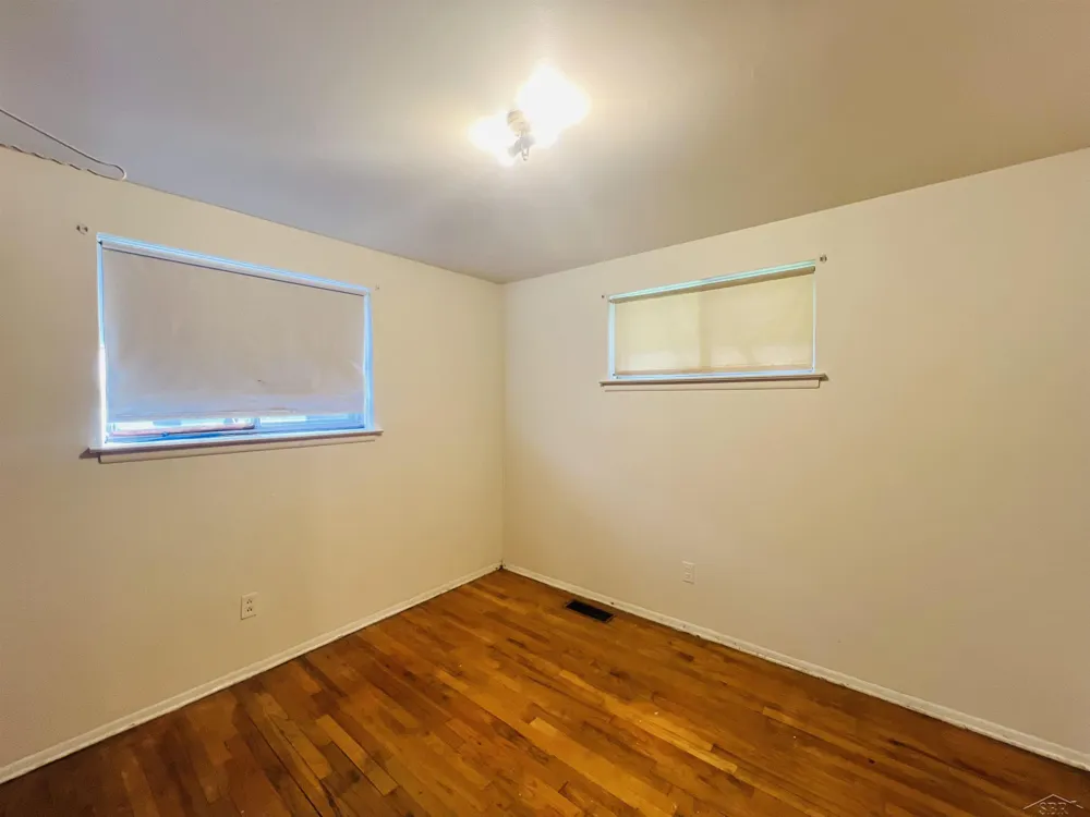 1509 Dillon Street Saginaw City, MI 48601