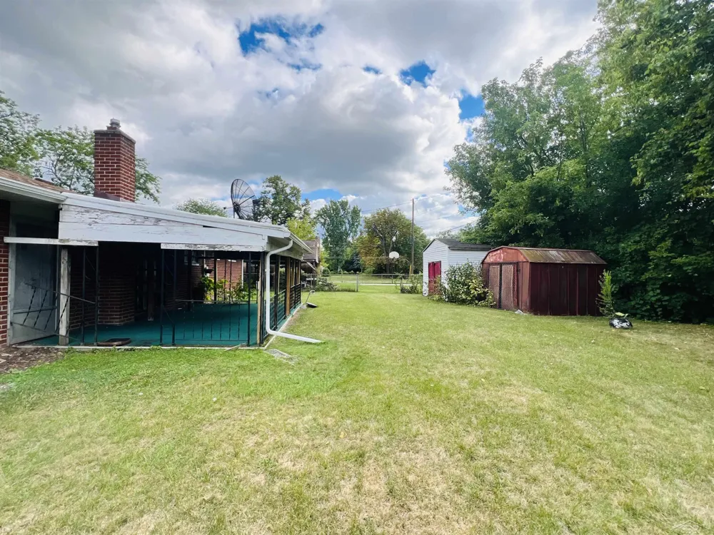 1509 Dillon Street Saginaw City, MI 48601