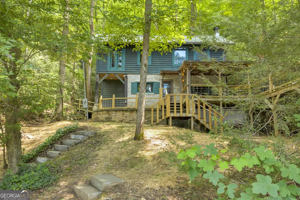 4305 Yonah Dam RD Toccoa, GA 30577