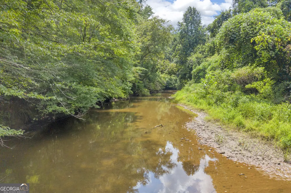 4305 Yonah Dam RD Toccoa, GA 30577