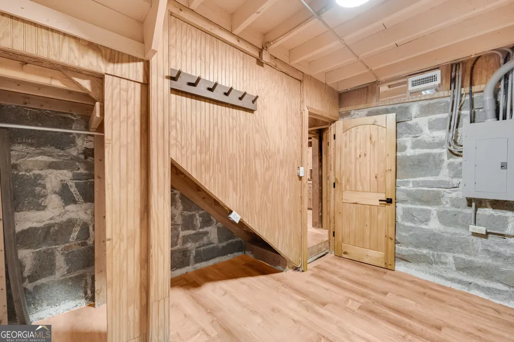 4305 Yonah Dam RD Toccoa, GA 30577