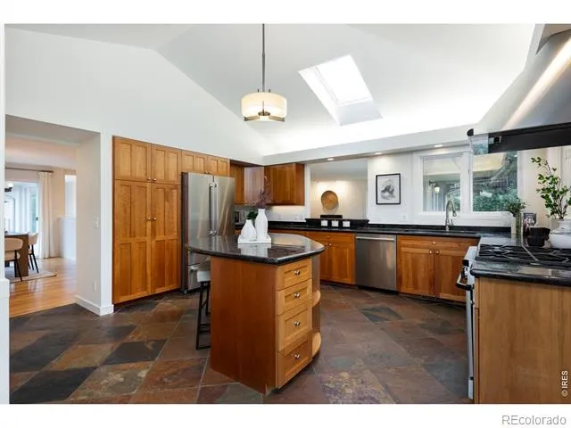 2585 Kohler Drive Boulder, CO 80305