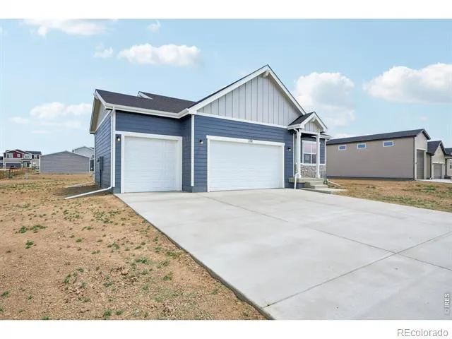 230 Buckboard Drive Hudson, CO 80642
