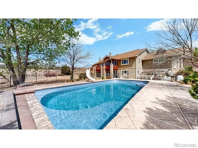 5300 Highlands Drive Longmont, CO 80503