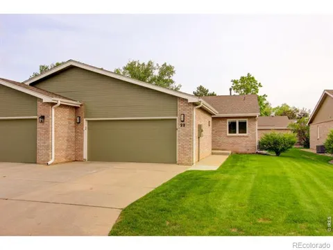1531 W Swallow Road #22