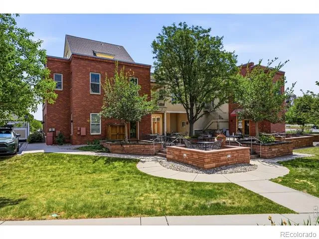 401 Mason Court #203 Fort Collins, CO 80524