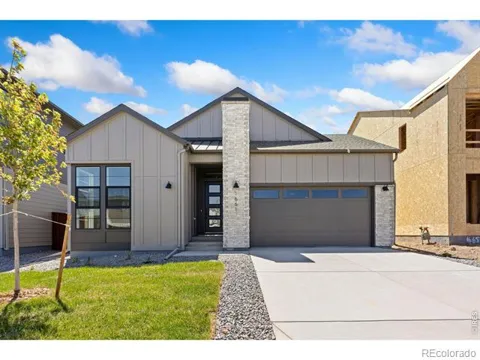 1661 Winter Glow Drive