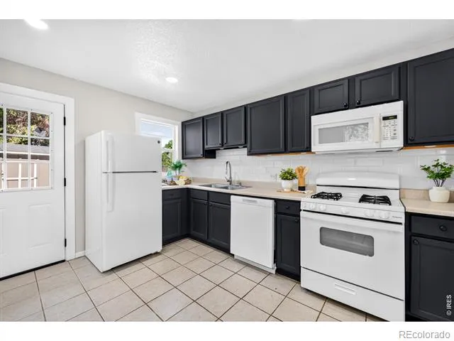 835 Lansing Street Aurora, CO 80010