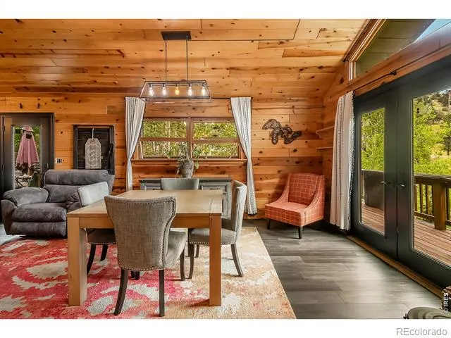 417 Dunraven Glade Road Glen Haven, CO 80532