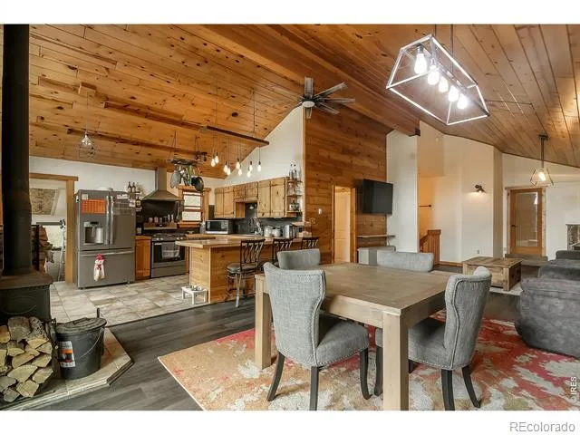 417 Dunraven Glade Road Glen Haven, CO 80532